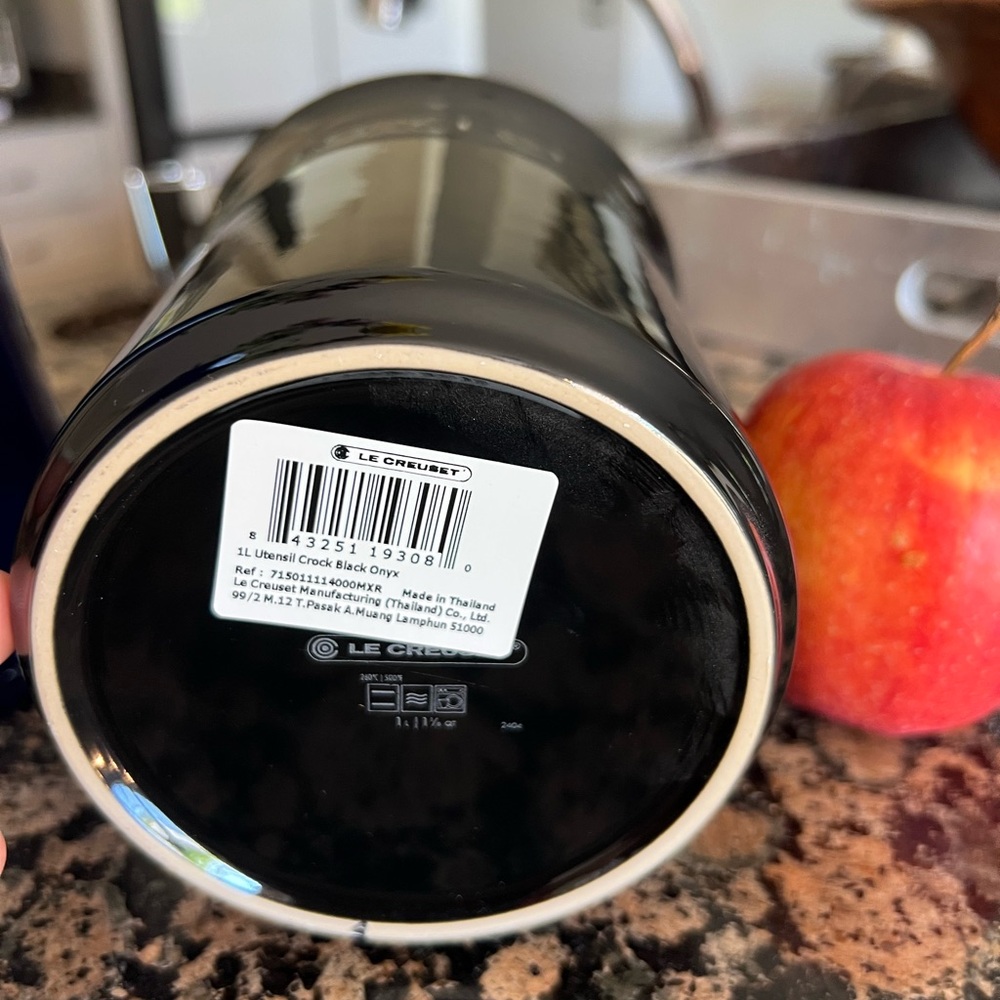Brand New - Le Creuset Utensil Holder (6 color options) - Picture 12 of 13